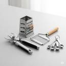 Siirry ryhmään Avaajat, raastimet ja keittiötarvikkeet