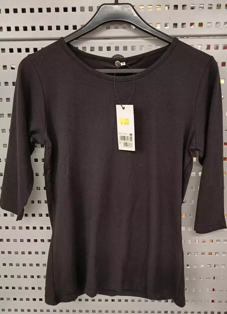 Naisten paita Basic black S - Naisten T-paidat ja pikeet - 6419285786860 - 1