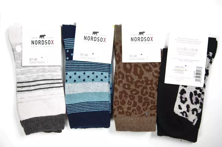 NAISTEN KUVIOSUKKA 37-41 - Naisten sukat - 6438159061773 - 1