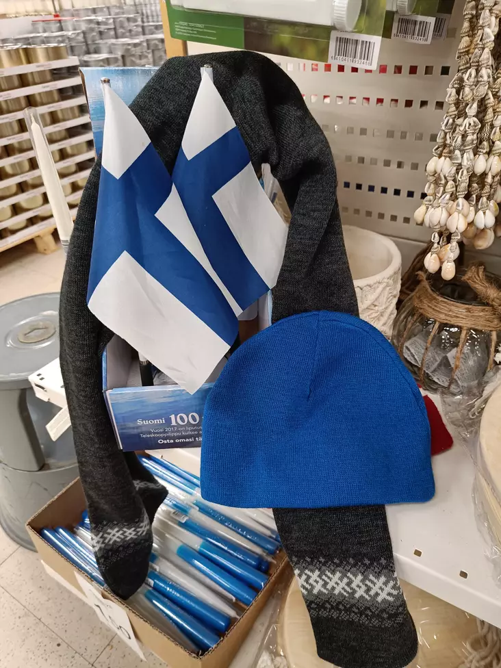 Kotimaiset pipot - Naisten pipot ja hatut - 0000000003034 - 1