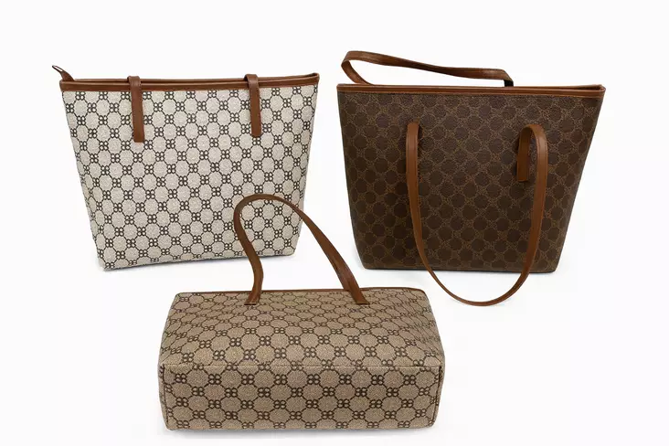 OLKALAUKKU - Käsilaukut ja olkalaukut - 6438506013745 - 1