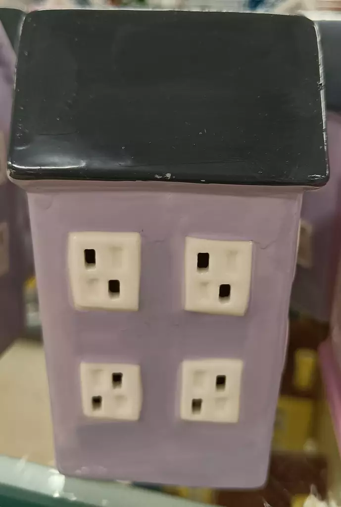 Keraaminen talolyhty LED-valolla lila - Koristevalot - 6438159368216 - 1