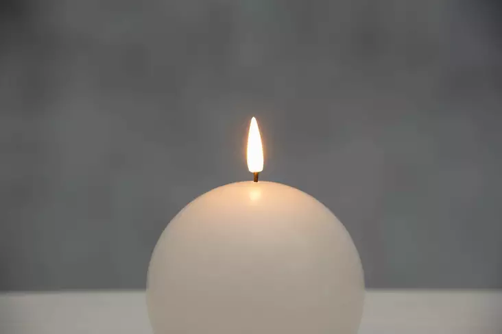 Finnlumor LED-Pallokynttilä liekki 10cm - LED-kynttilät - 6410416213248 - 1