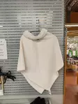 TEKOTURKIS PONCHO luonnonvalkoinen - Naisten neuleet - 6438159381239 - 1