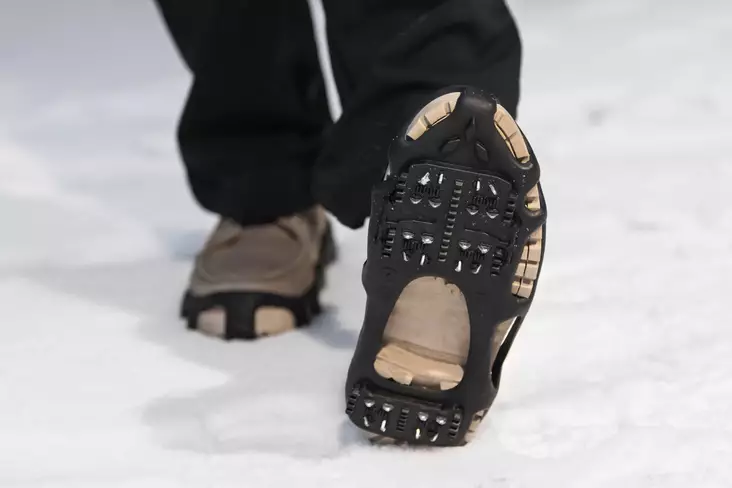 Atom Liukueste 24 nastaa S 35-38,5 - Miesten kengät - 6410412393029 - 1